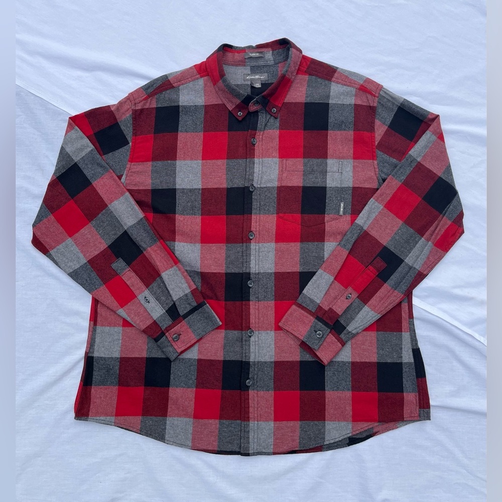 Eddie Bauer Men’s Classic Fit Red Plaid Flannel Size 2XL Button Down Long Sleeve